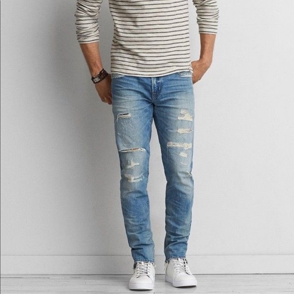 American Eagle Outfitters Other - American Eagle Made to last slim light wash distressed men’s jeans 32x32